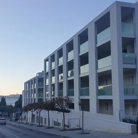 Lapad Beach Apartamento *